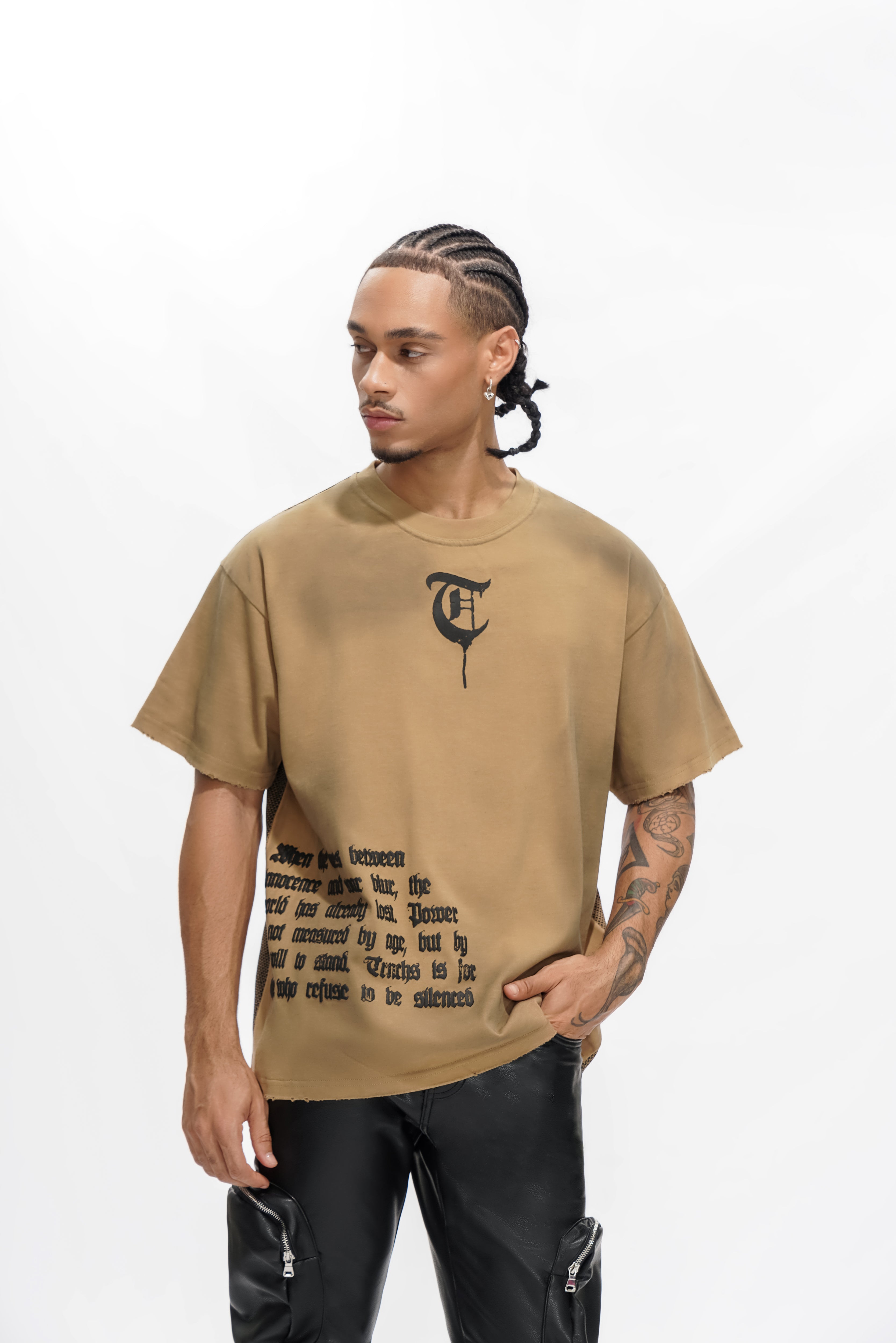 WEIGERE DICH, ZUM SCHWEIGEN GEBRACHT ZU WERDEN Braunes T-Shirt
