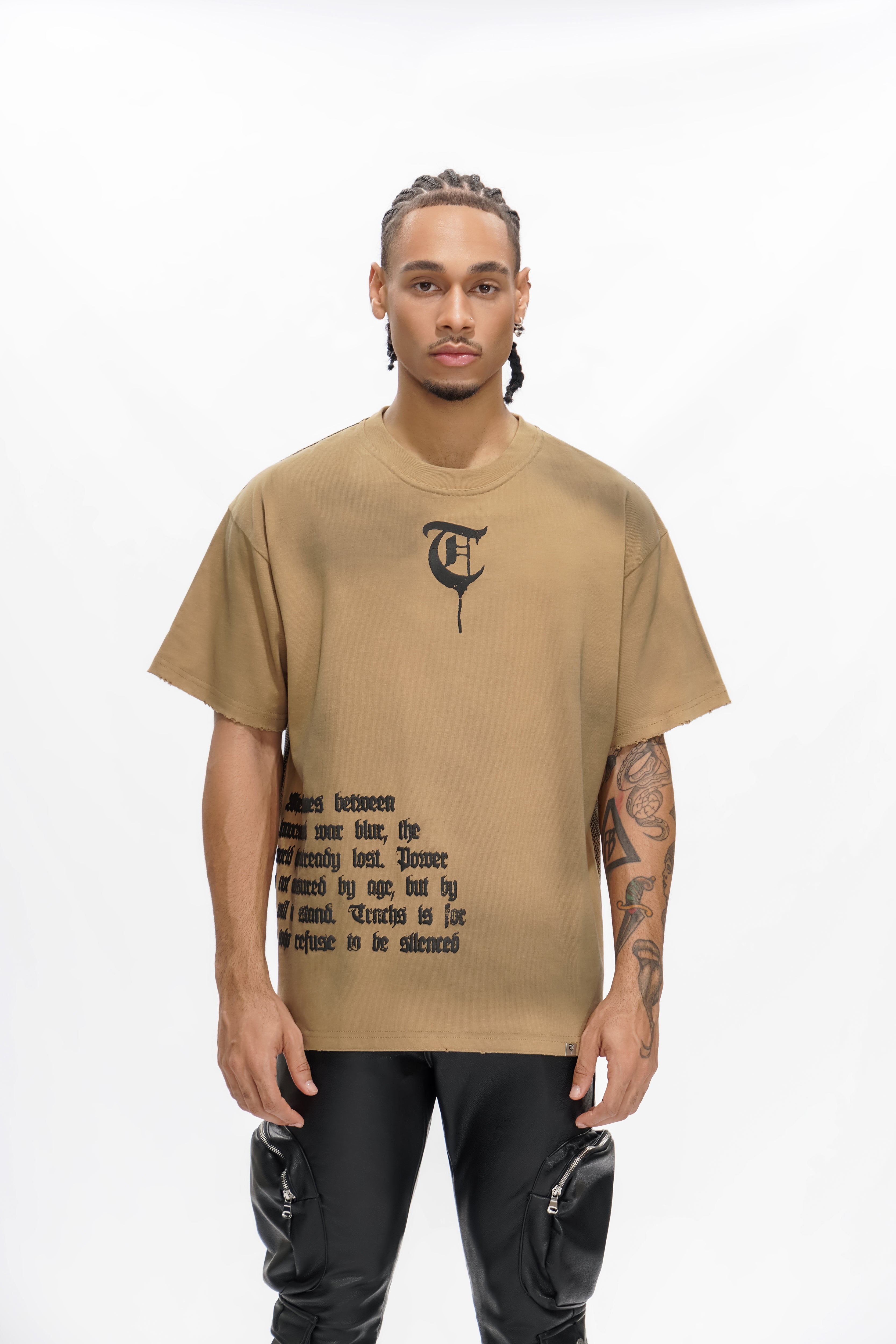 WEIGERE DICH, ZUM SCHWEIGEN GEBRACHT ZU WERDEN Braunes T-Shirt