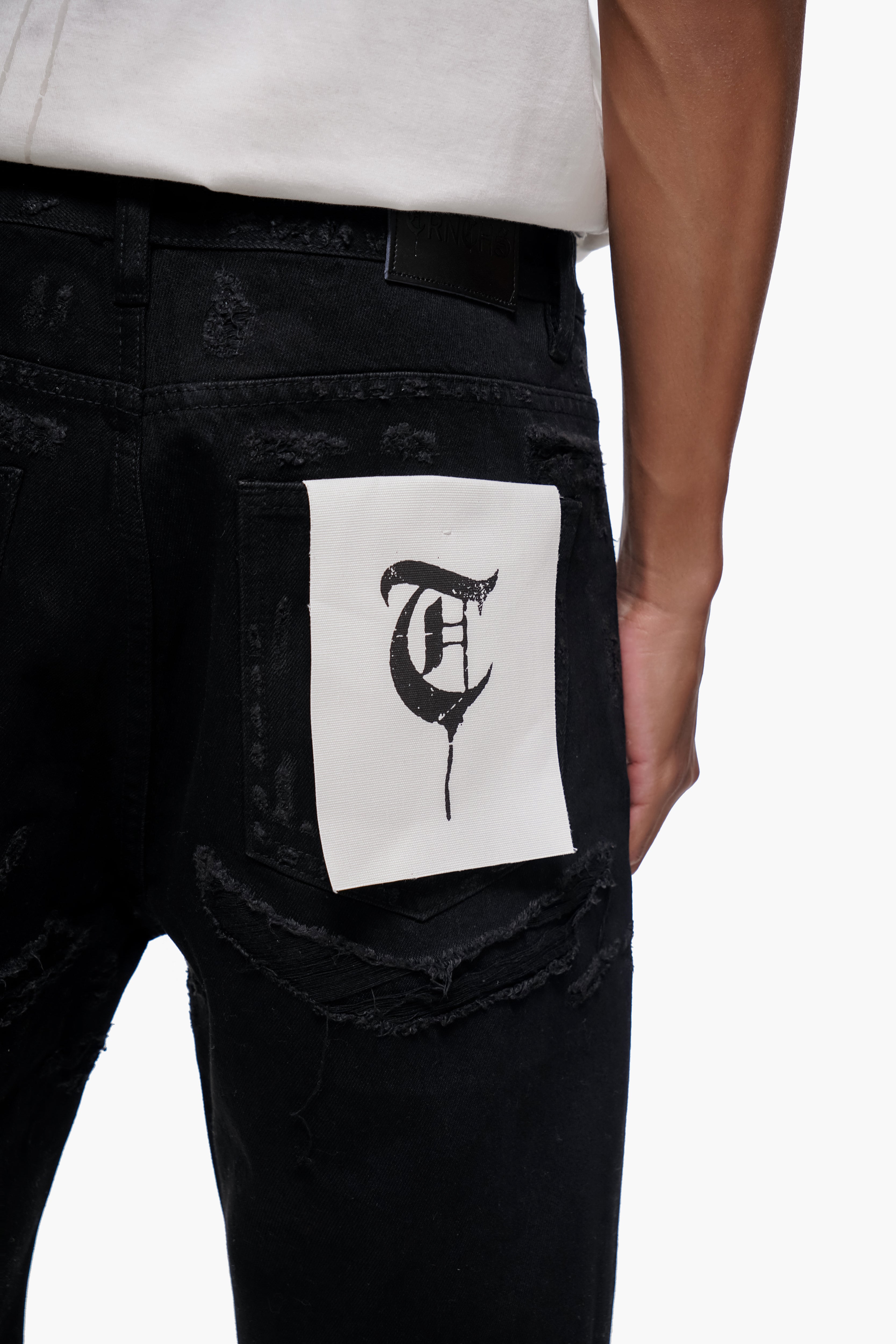 DISTRICT - Black Denim Shorts