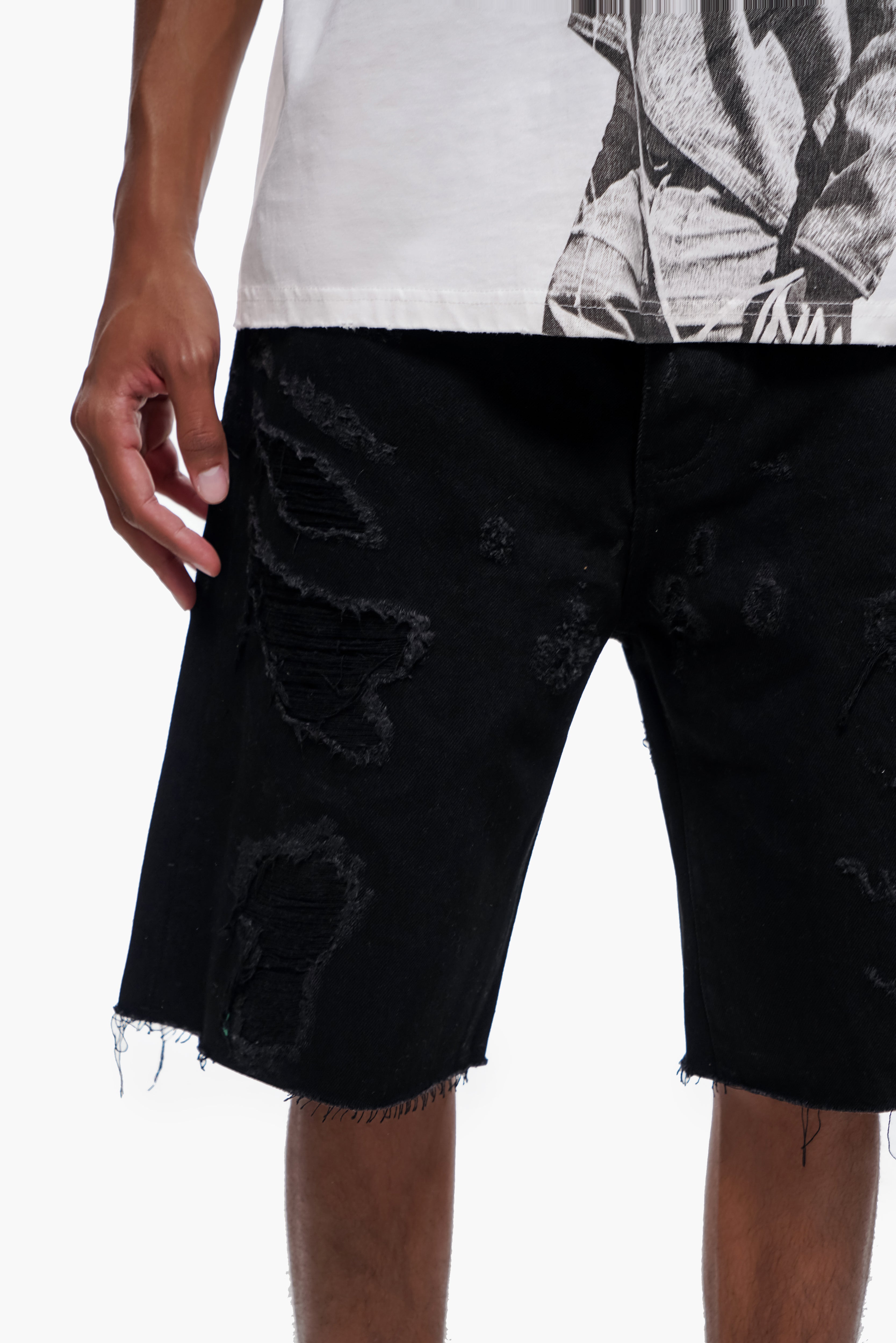 DISTRICT - Black Denim Shorts