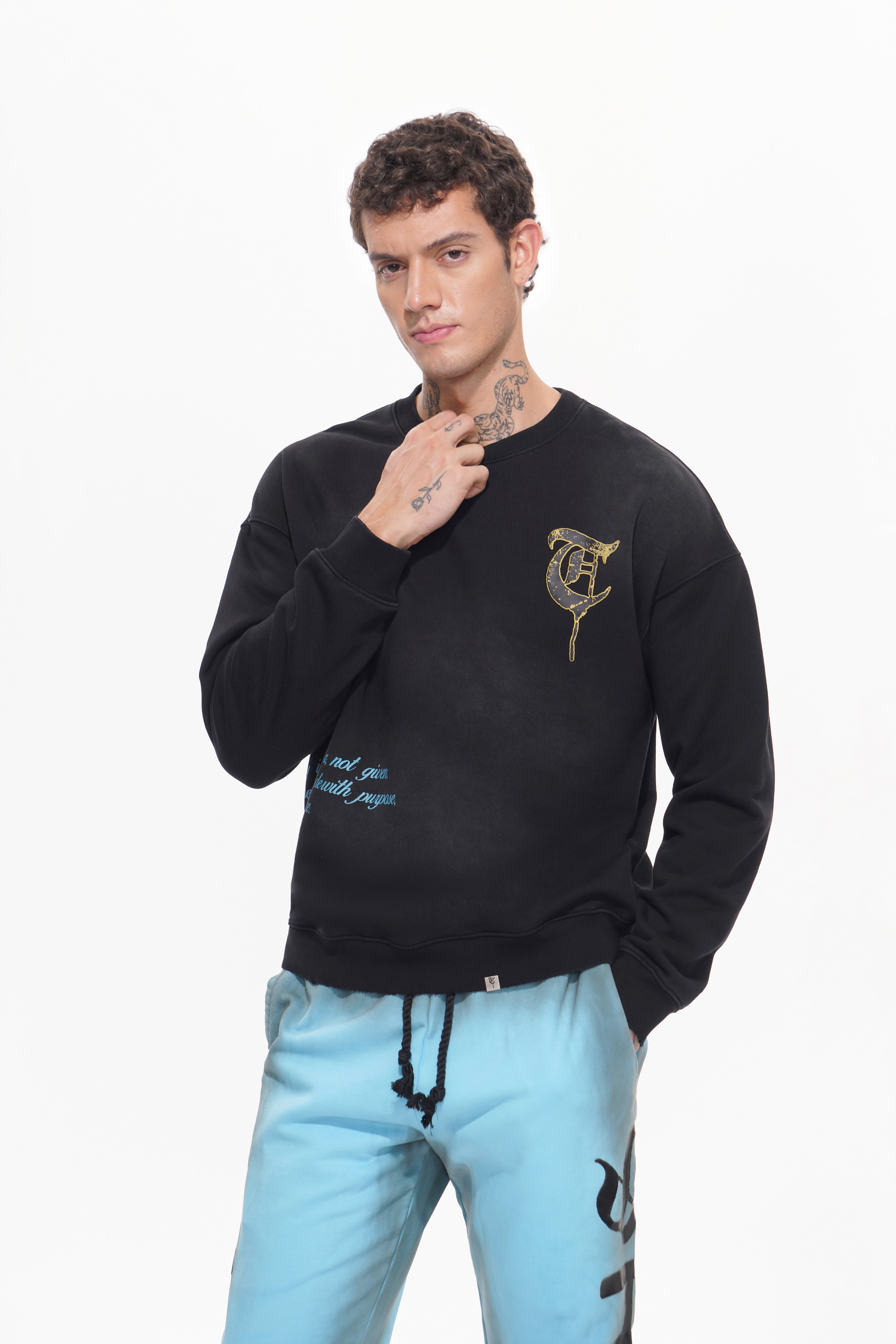 ANGELS AMOUNG VULTURE Black Sweater