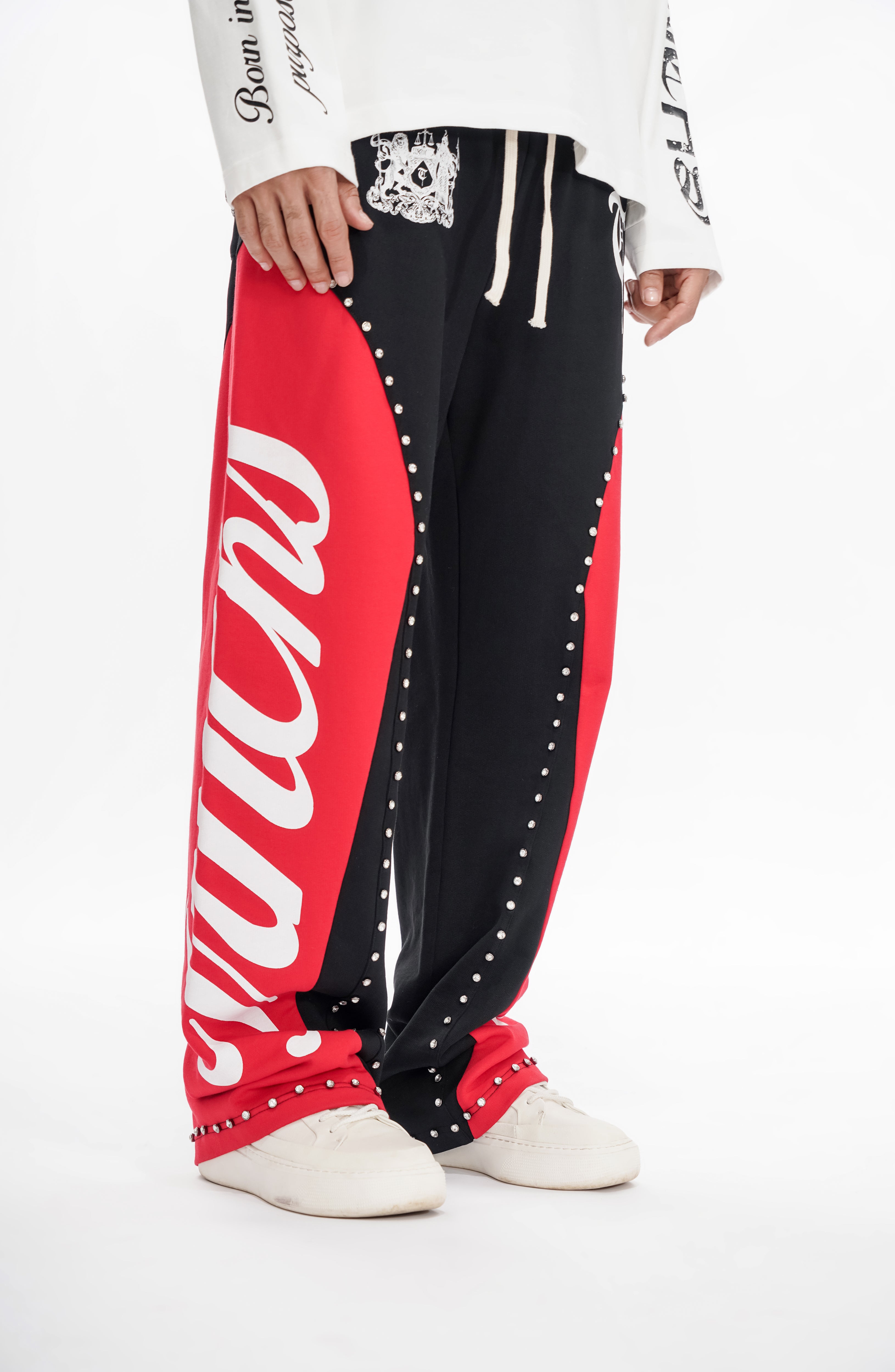 CROW NED PATH Schwarz/Rote Hose