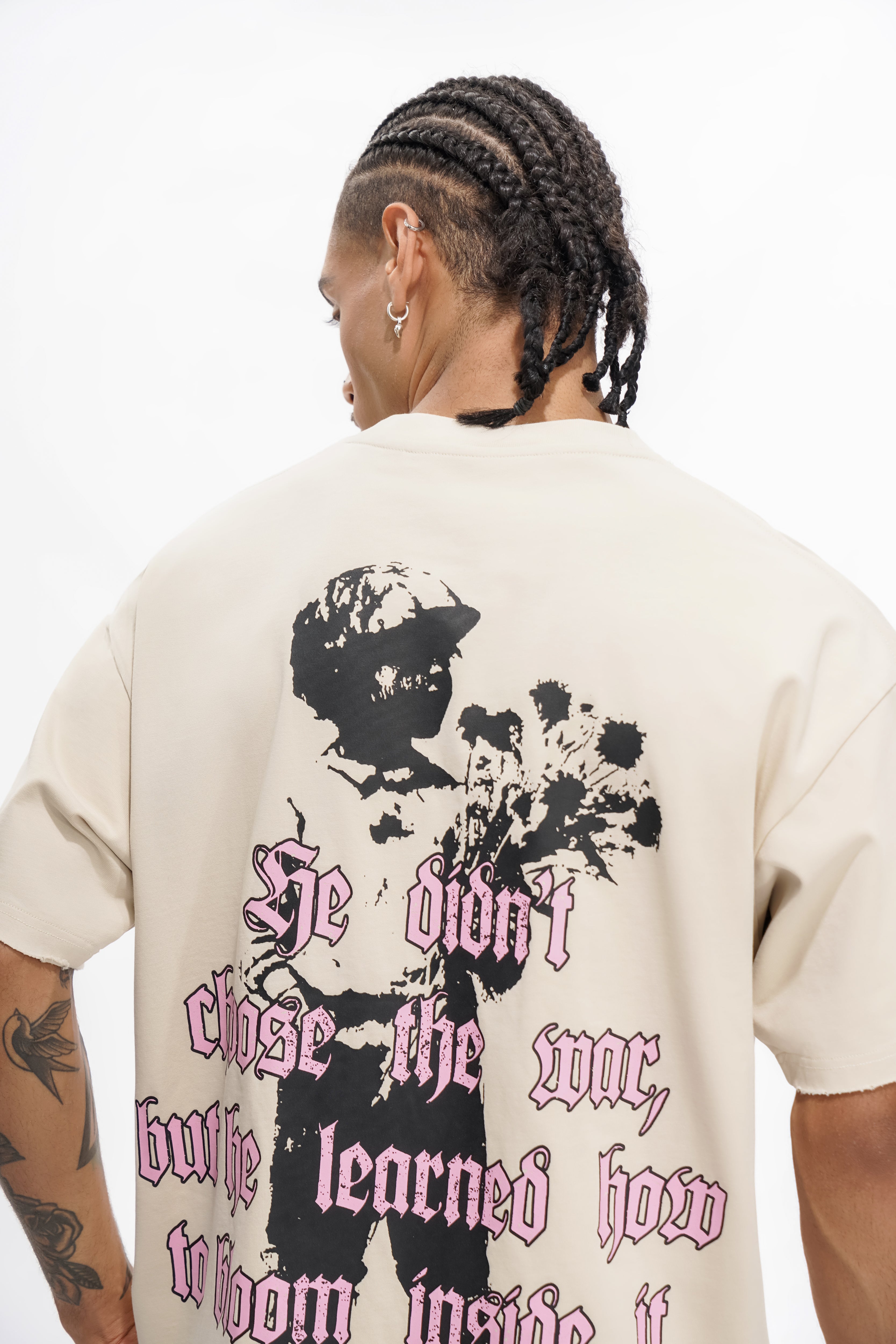 THORNS & PURPOSE Off-White T-Shirt