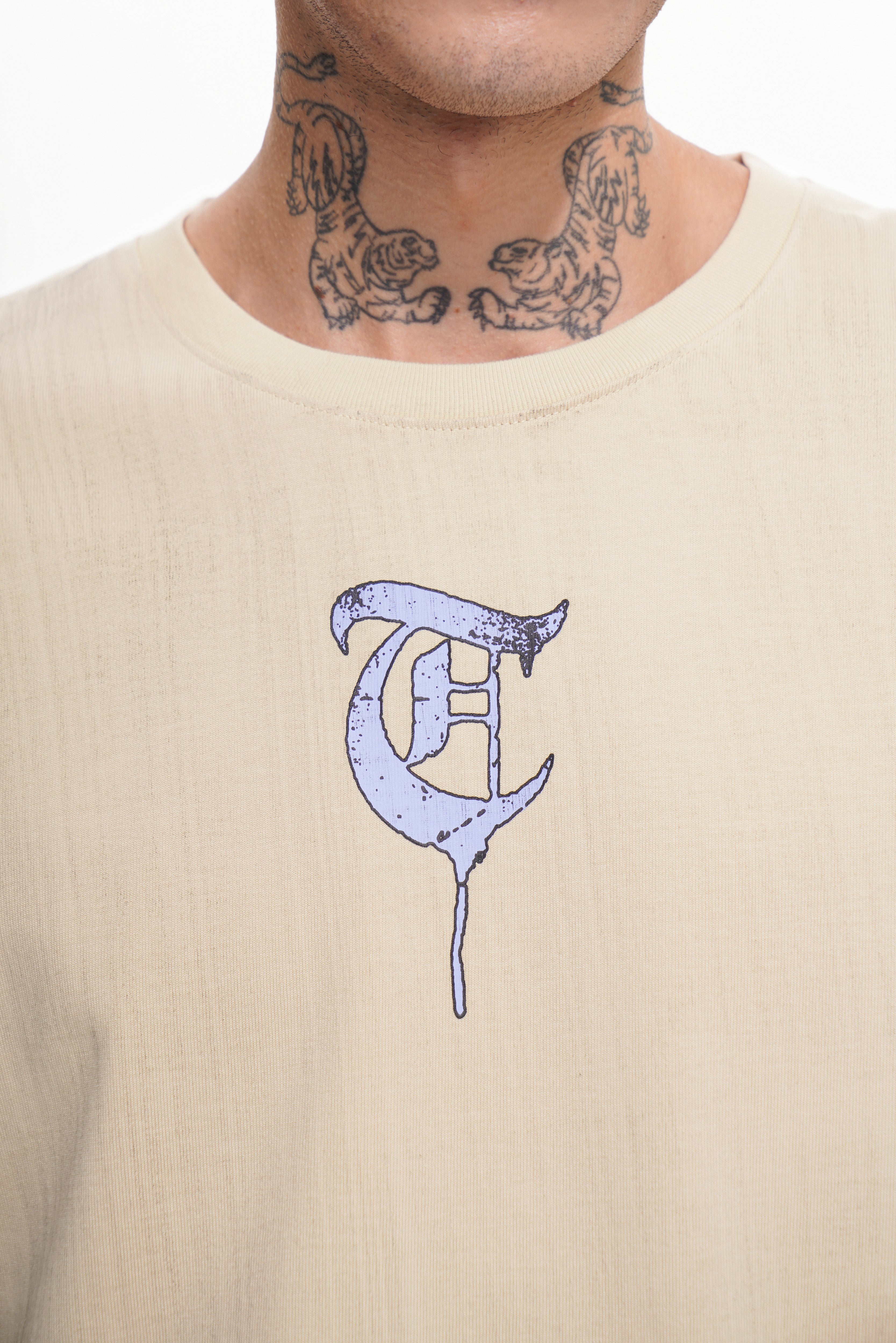 BORN TO DISRUPT White/Khaki Long Sleeve
