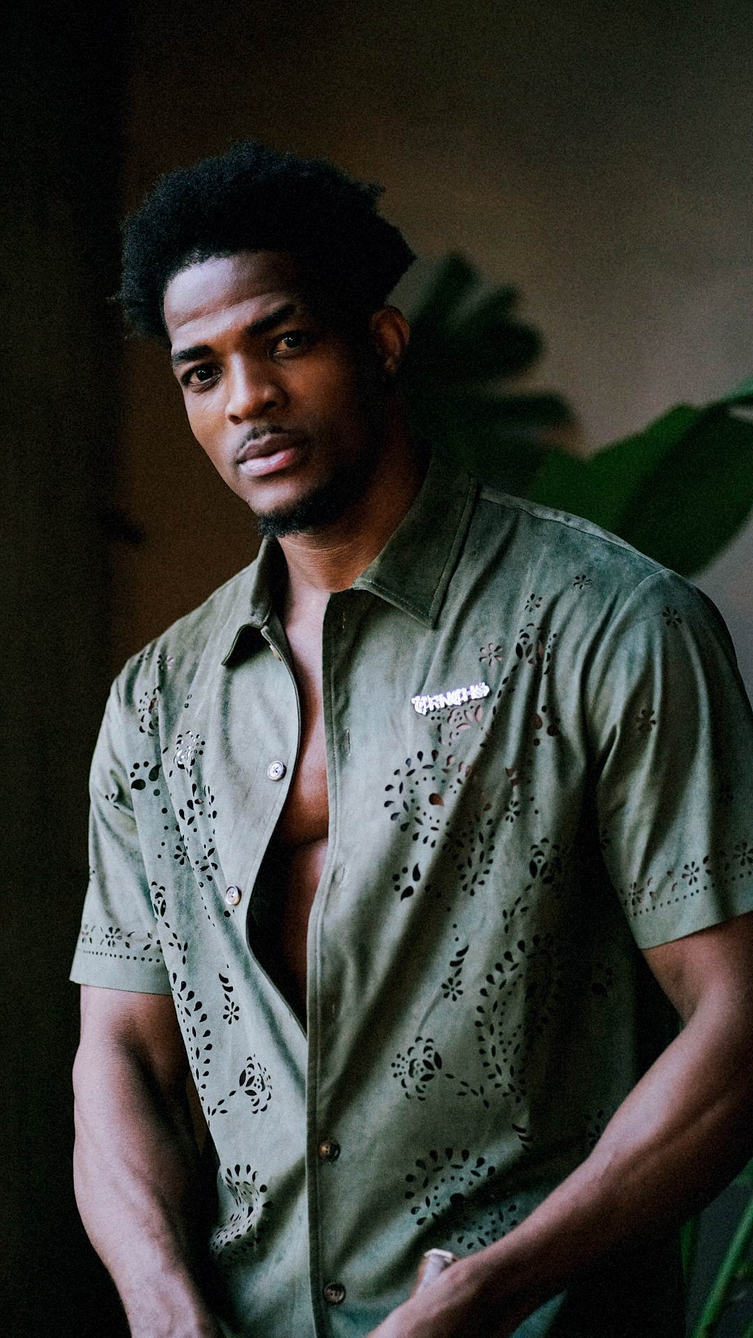 "EISABA" Olive Button Up