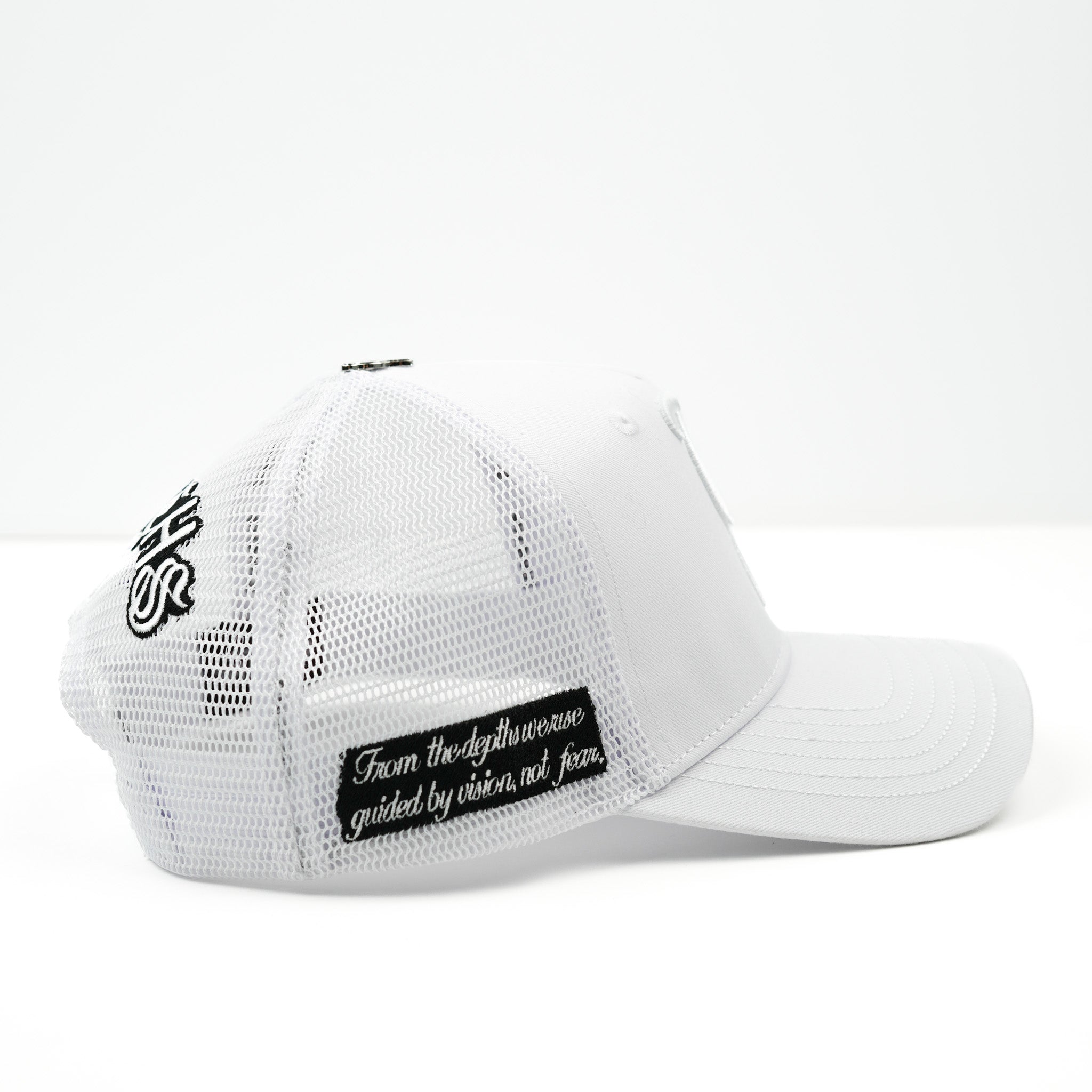 5-PANEL TRUCKER CAP White