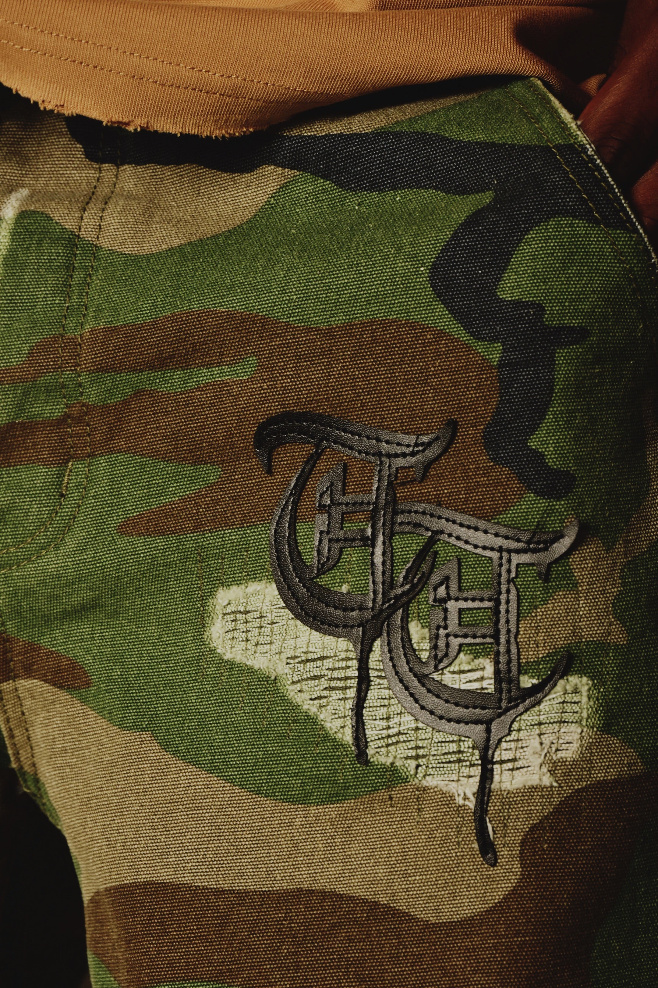 "JENEEN" Camo Denim Short