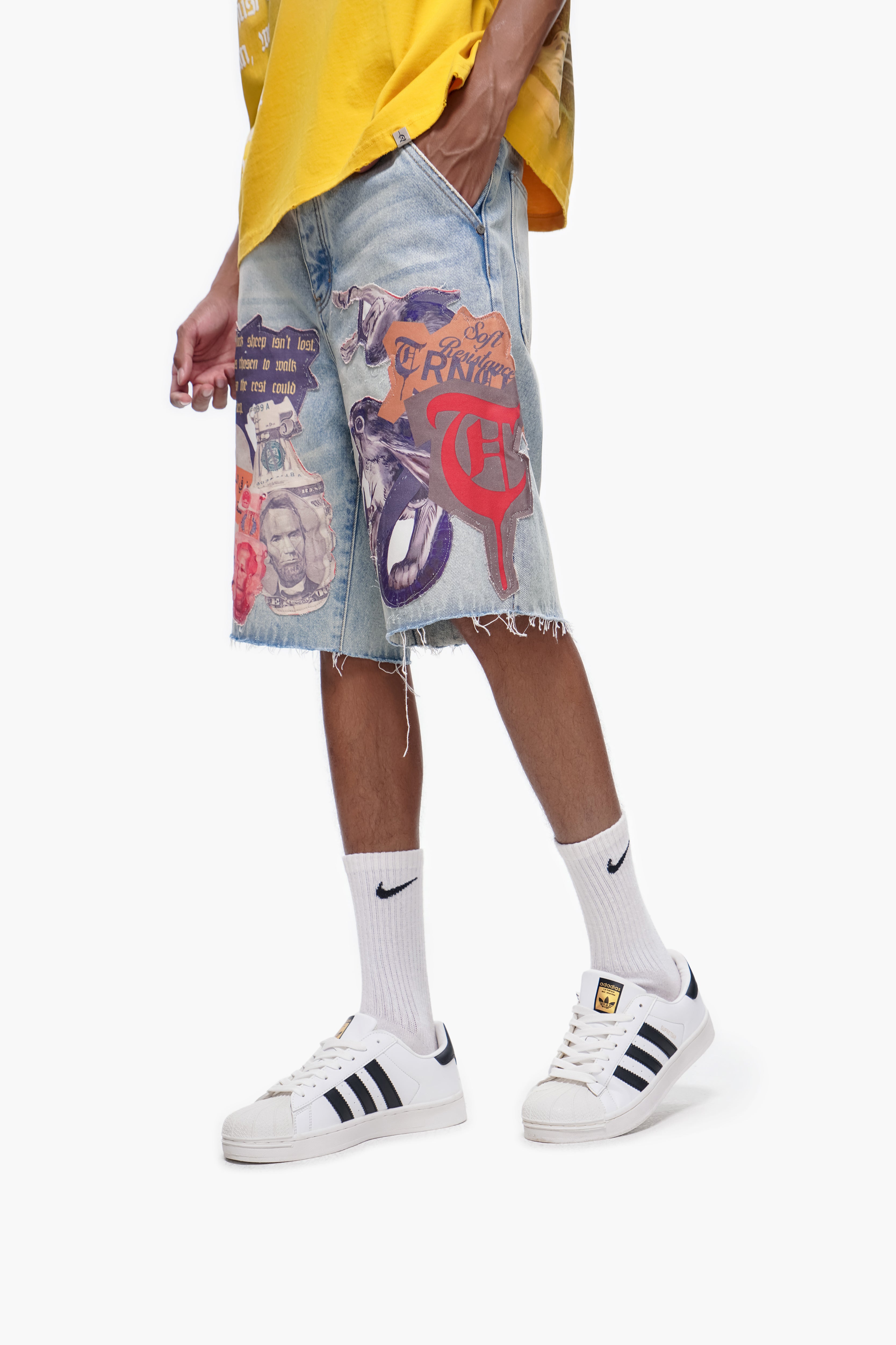 COLLAGE - Light Blue Wash Denim Shorts