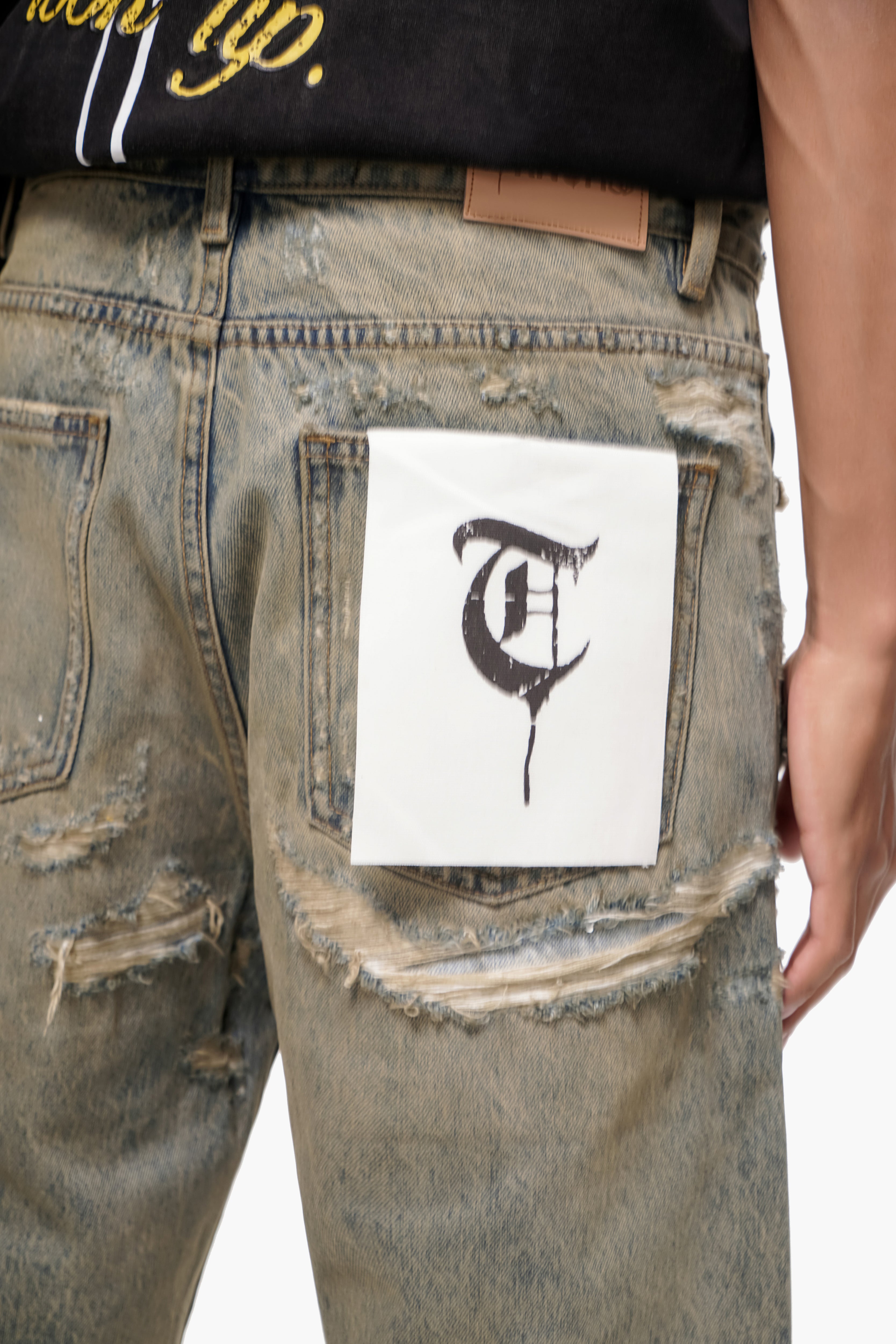 DISTRICT - Vintage Wash Denim Shorts