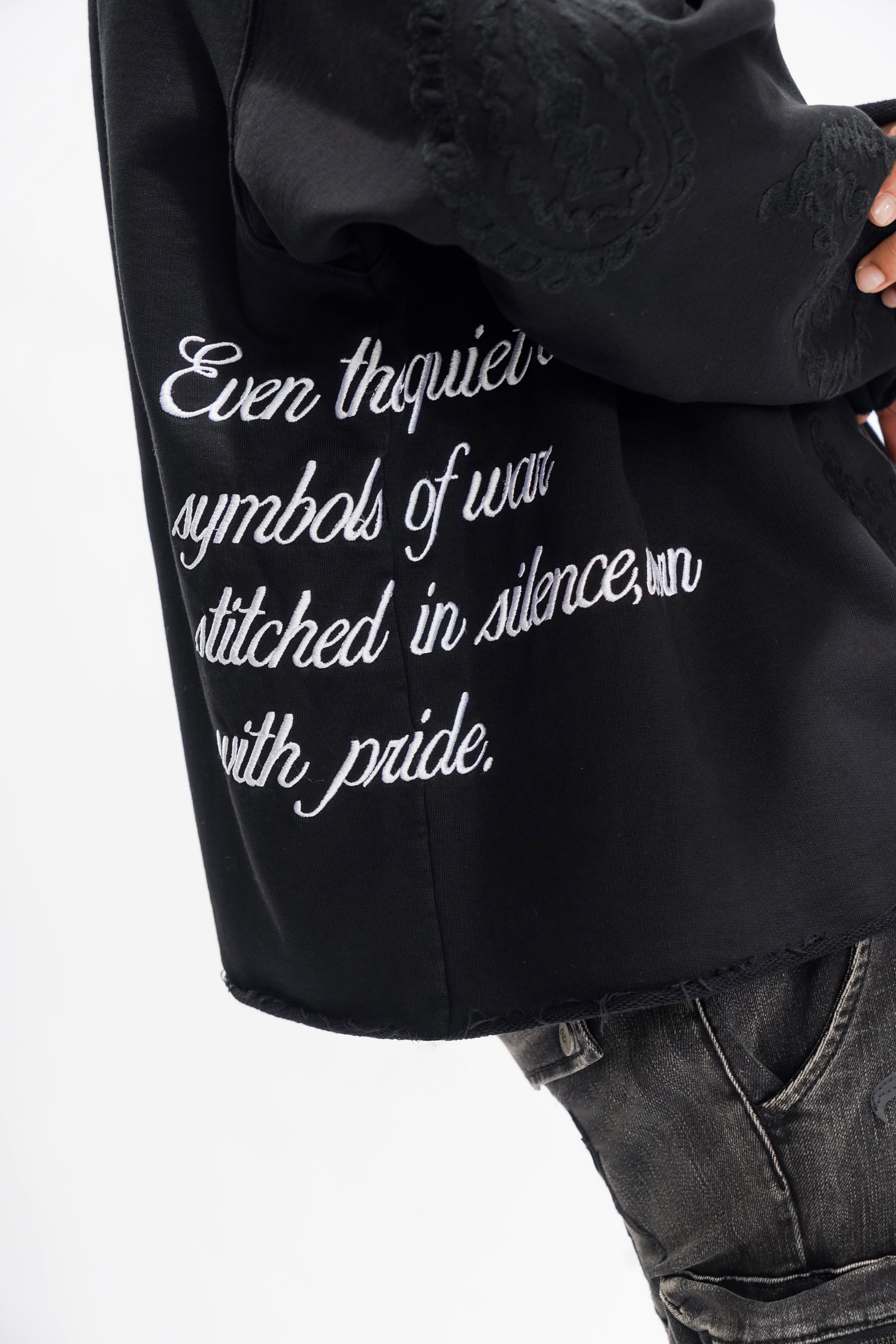 "PAISLEY COMMAND" Schwarzer Hoodie