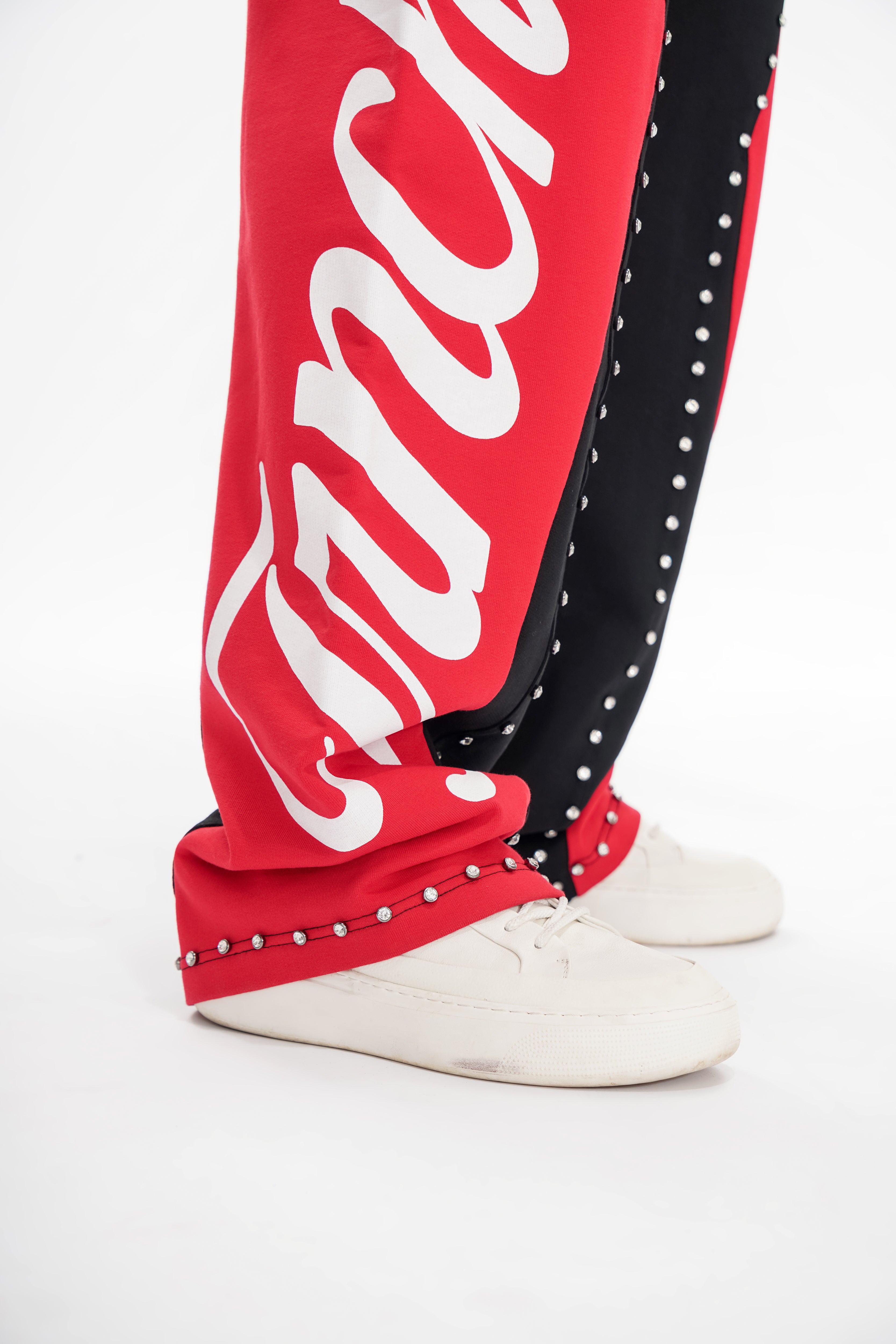 CROW NED PATH Schwarz/Rote Hose