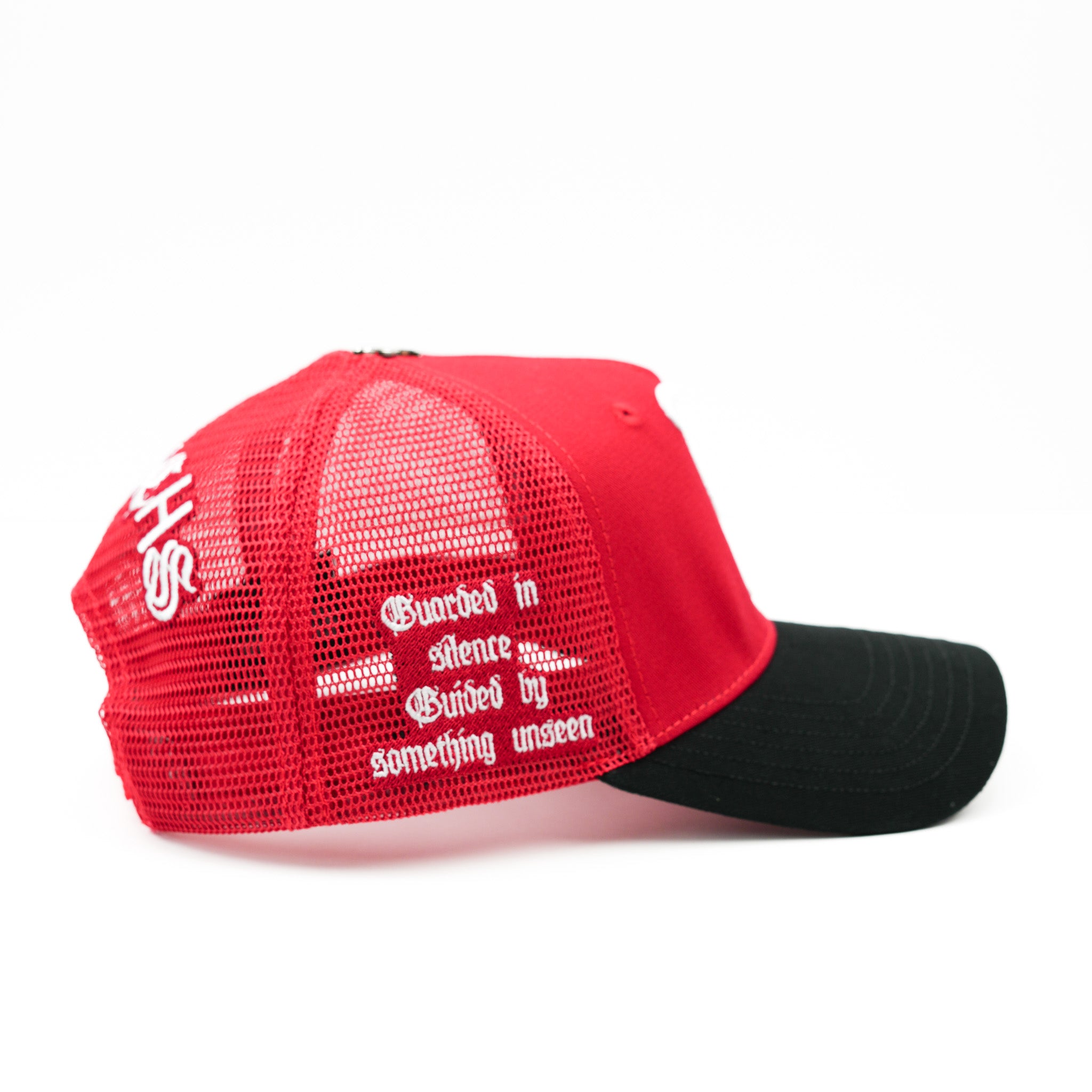 “5-PANEL TRUCKER CAP” Red/Black